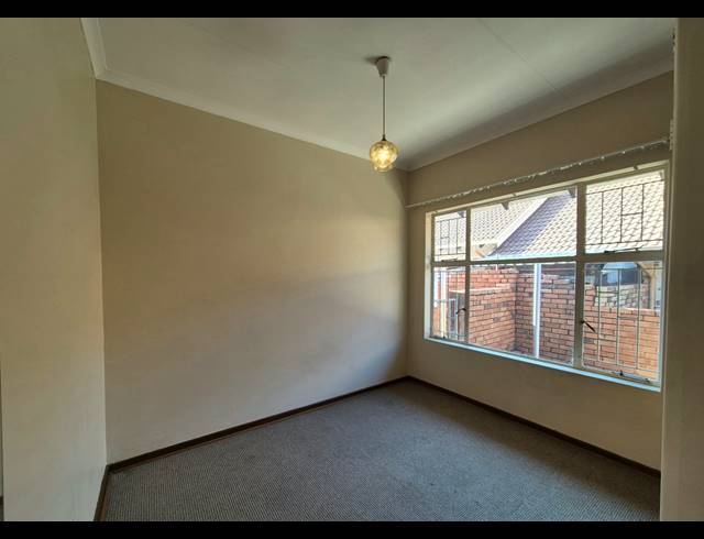 3 BEDROOM SECTIONAL TITLE FOR SALE IN ELANDSRAND
